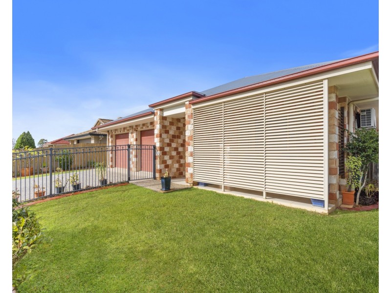 18 Pentecost Place, Redland Bay QLD 4165