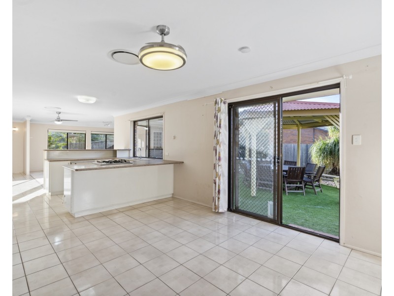 3 Lexlen Court, Cleveland QLD 4163