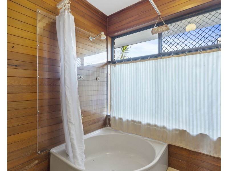 3 Lexlen Court, Cleveland QLD 4163