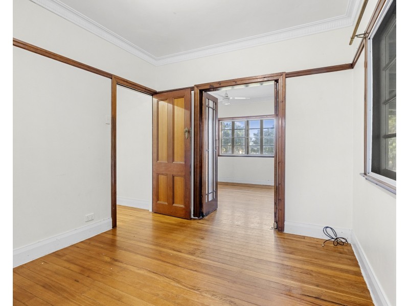 4 Duncan Street, Macleay Island QLD 4184