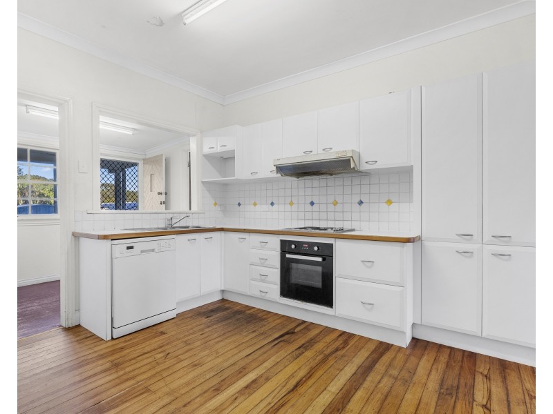 4 Duncan Street, Macleay Island QLD 4184