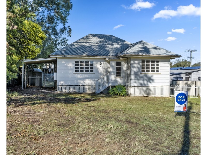 4 Duncan Street, Macleay Island QLD 4184