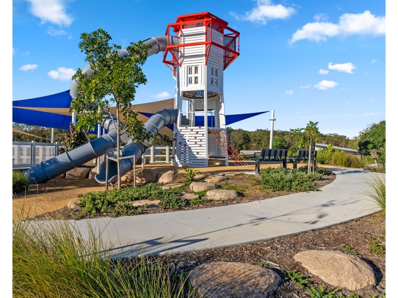 329 Backhousia Court, Redland Bay QLD 4165