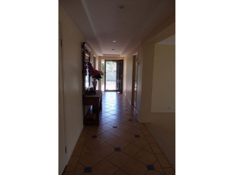 4 Holborn Court, Alexandra Hills QLD 4161