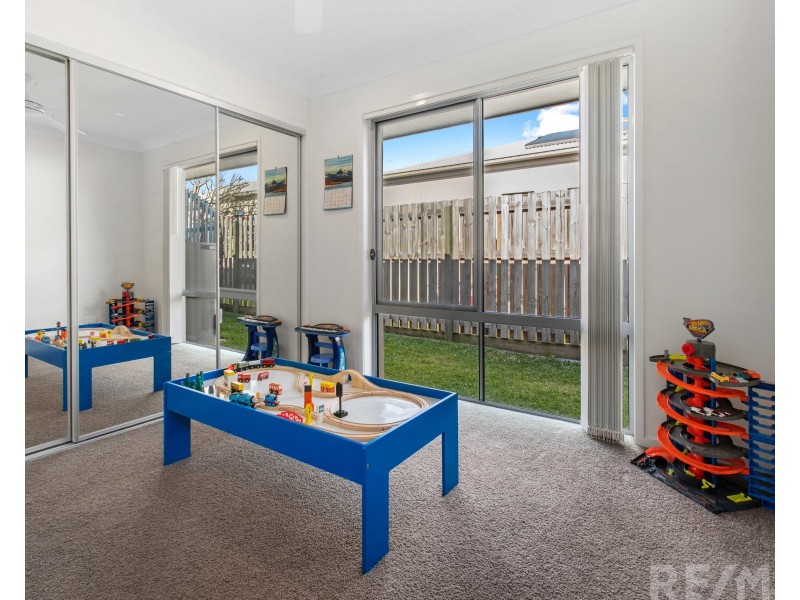 4 Whiteash Street, Mount Cotton QLD 4165