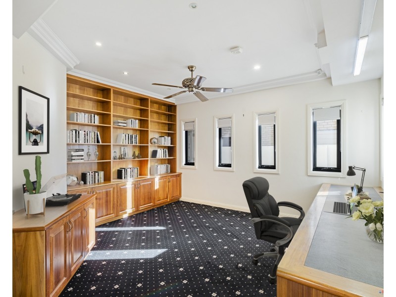 11 Mala Crescent, Birkdale QLD 4159