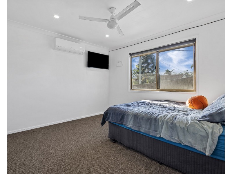 6 Tulloch Drive, Wellington Point QLD 4160