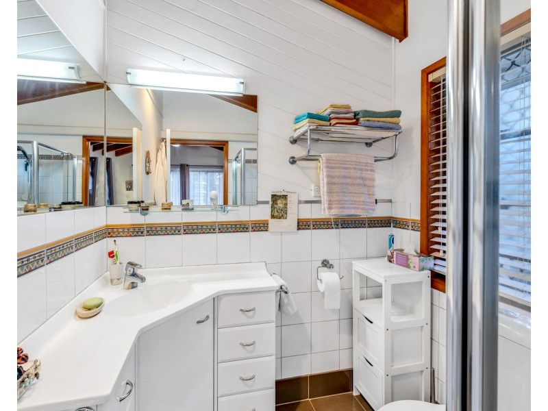 6 Dunoon Street, Tanah Merah QLD 4128