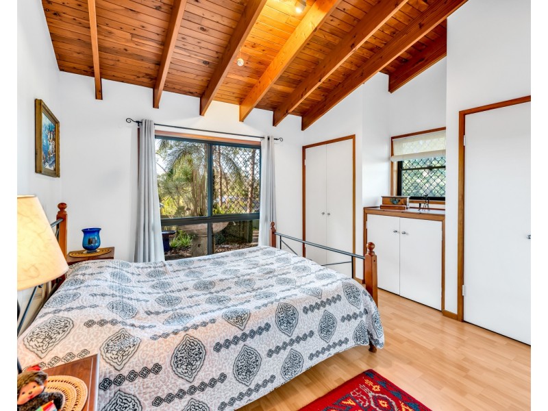 6 Dunoon Street, Tanah Merah QLD 4128