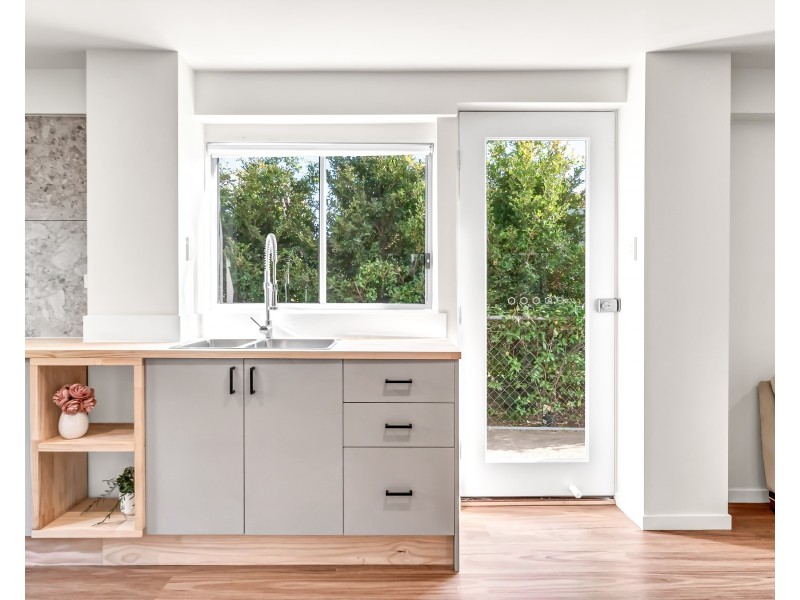 86 Benfer Road, Victoria Point QLD 4165