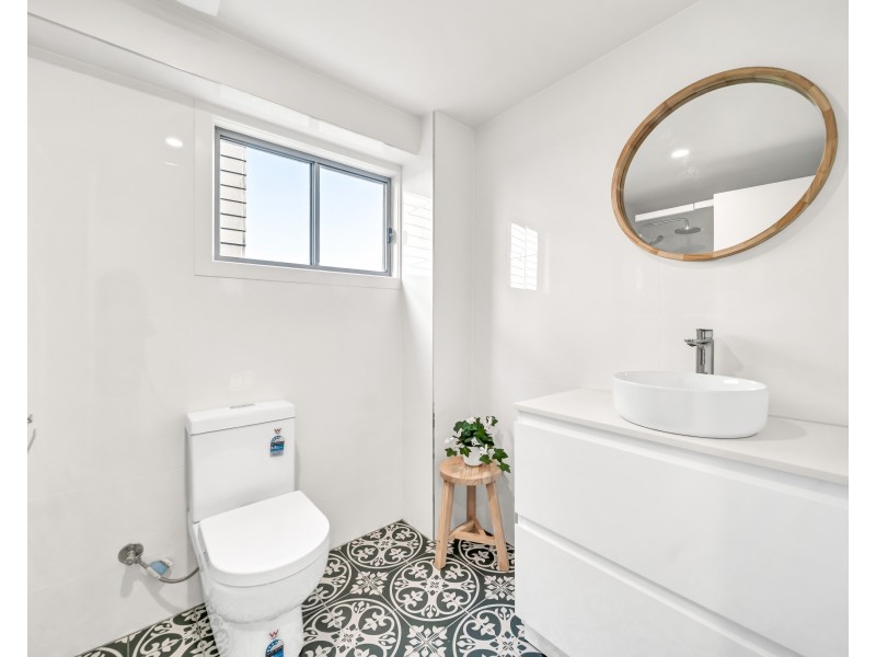 86 Benfer Road, Victoria Point QLD 4165