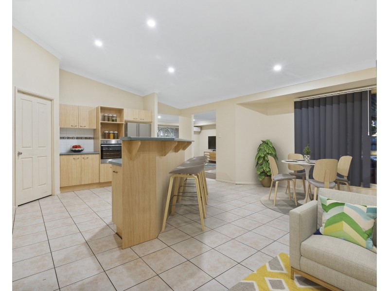 4 Panorama Court, Redland Bay QLD 4165