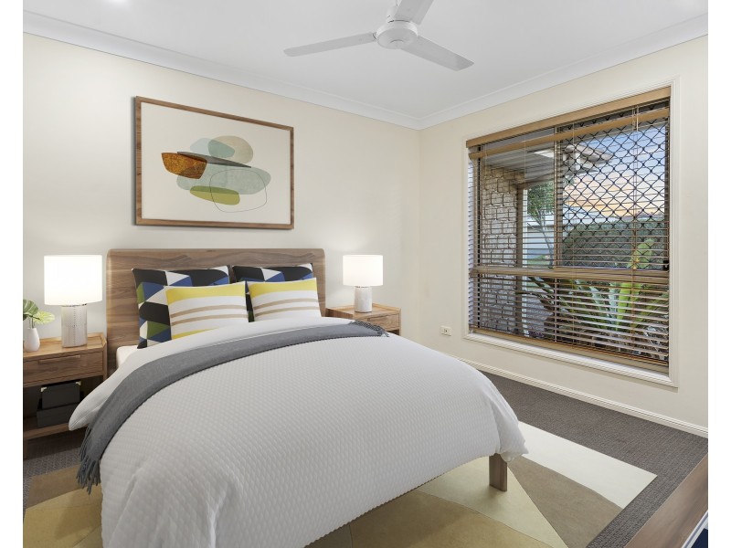 4 Panorama Court, Redland Bay QLD 4165