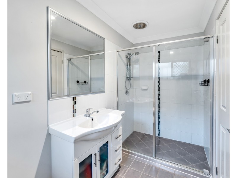 8 Bellflower Crescent, Mount Cotton QLD 4165