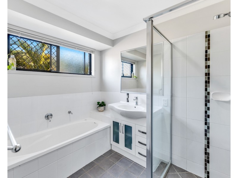 8 Bellflower Crescent, Mount Cotton QLD 4165