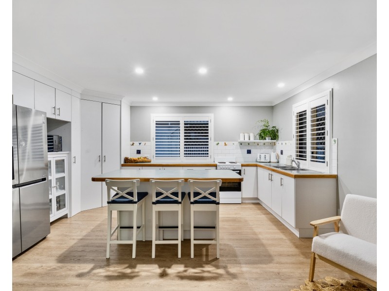 30 Serpentine Creek Road, Redland Bay QLD 4165