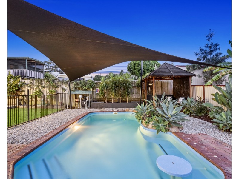 30 Serpentine Creek Road, Redland Bay QLD 4165