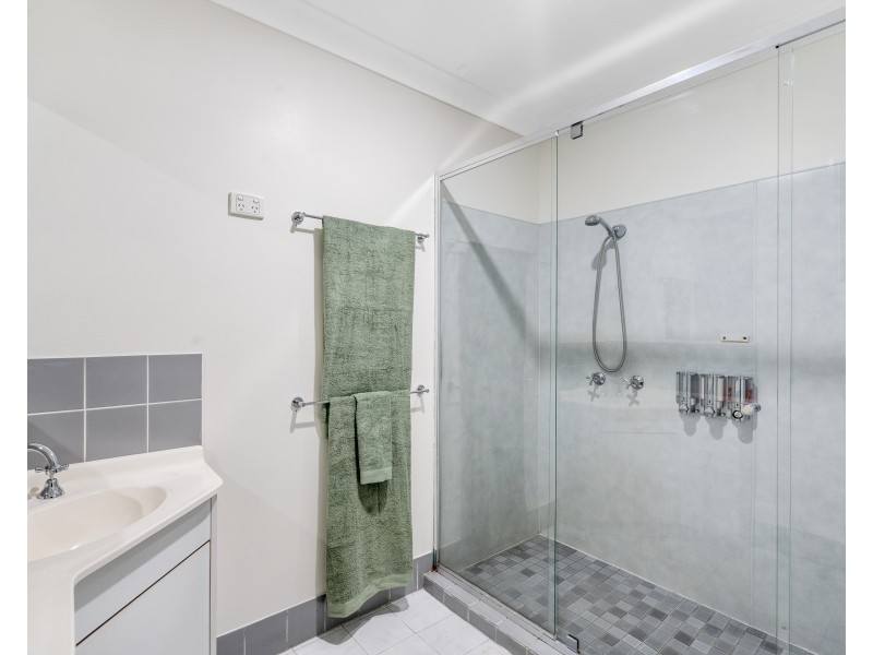 30 Serpentine Creek Road, Redland Bay QLD 4165