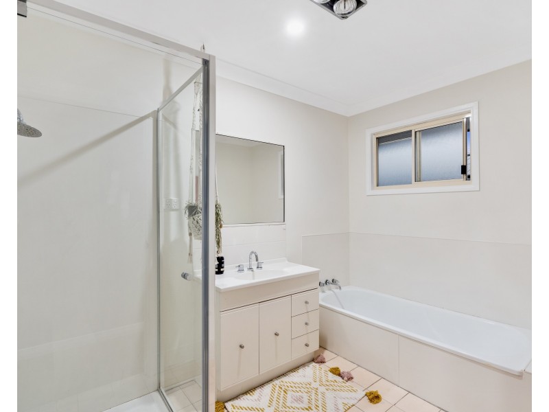 30 Serpentine Creek Road, Redland Bay QLD 4165