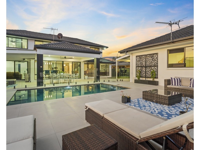 44 Hayman Street, Redland Bay QLD 4165