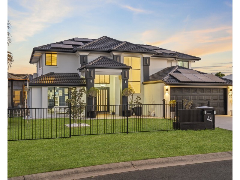 44 Hayman Street, Redland Bay QLD 4165