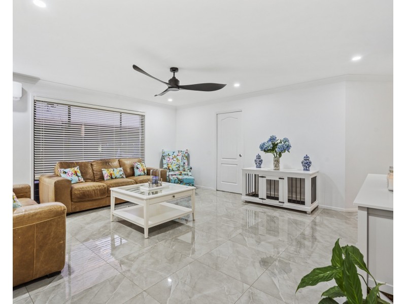 44 Hayman Street, Redland Bay QLD 4165