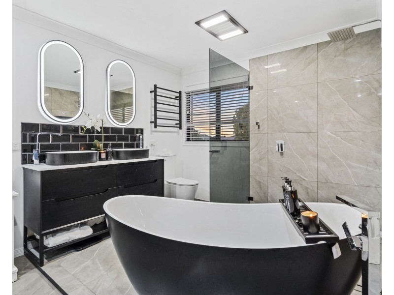 44 Hayman Street, Redland Bay QLD 4165