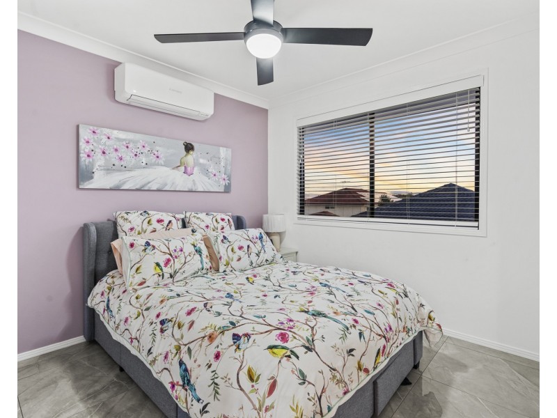 44 Hayman Street, Redland Bay QLD 4165