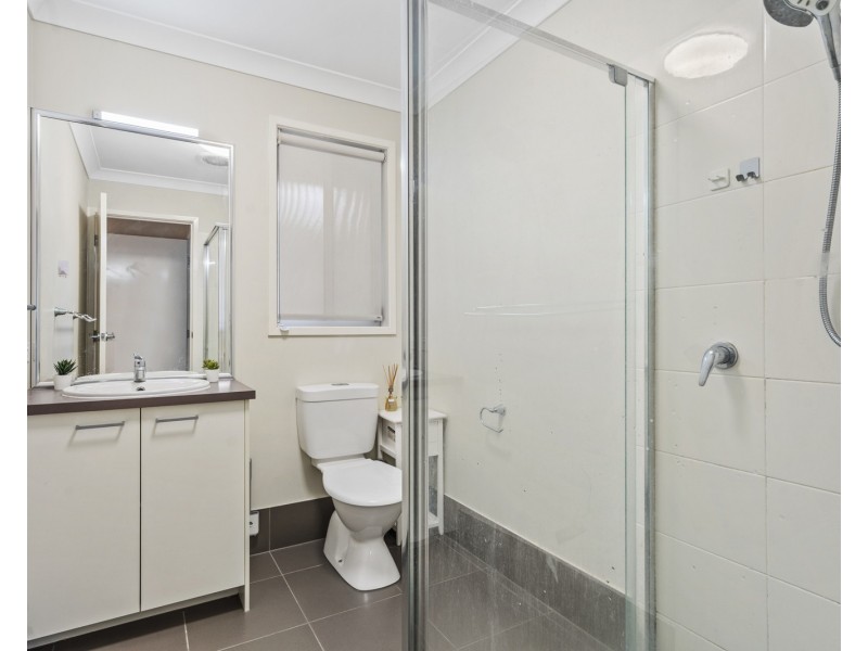 2/13 Hampshire Crescent, Alexandra Hills QLD 4161