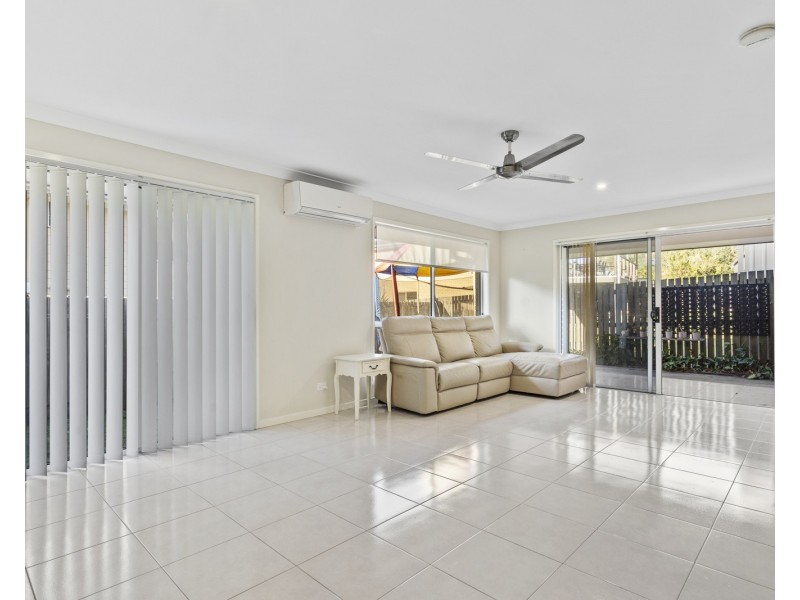 2/13 Hampshire Crescent, Alexandra Hills QLD 4161