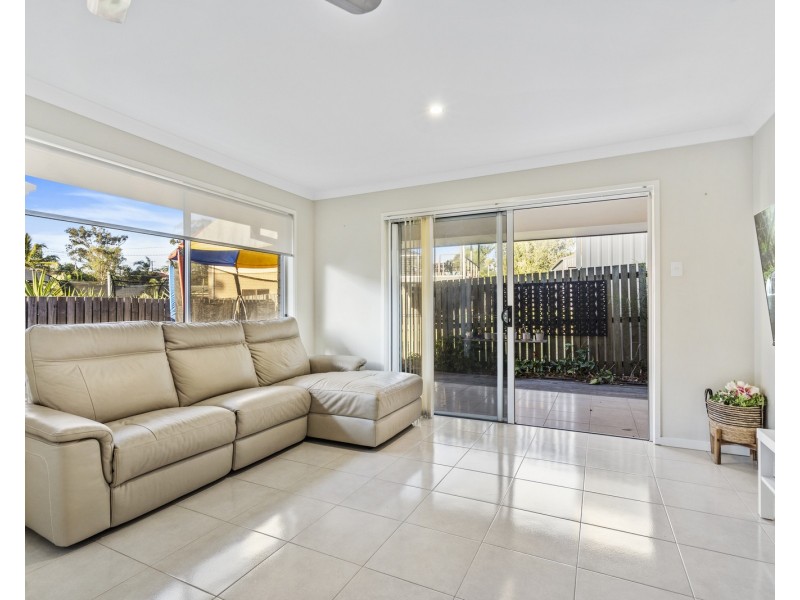 2/13 Hampshire Crescent, Alexandra Hills QLD 4161