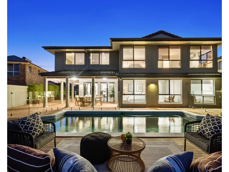 12 Plymouth Court, Raby Bay QLD 4163