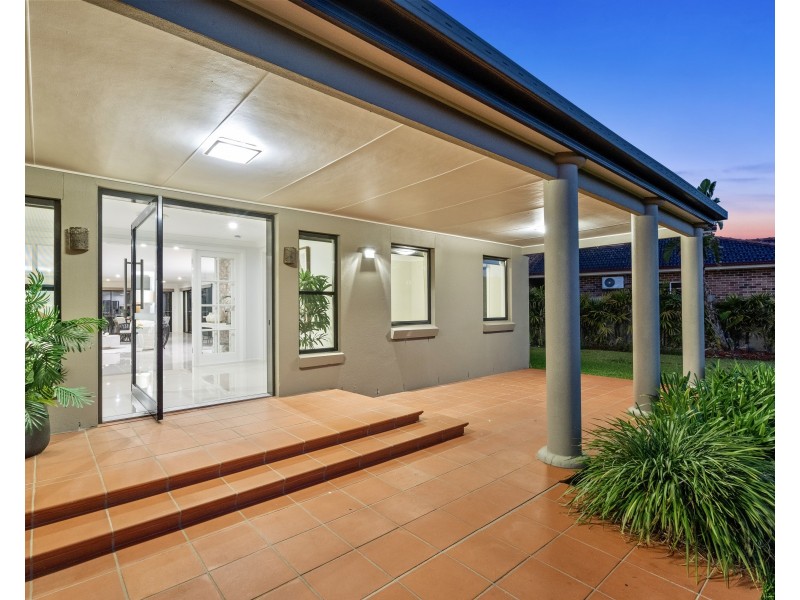 12 Plymouth Court, Raby Bay QLD 4163