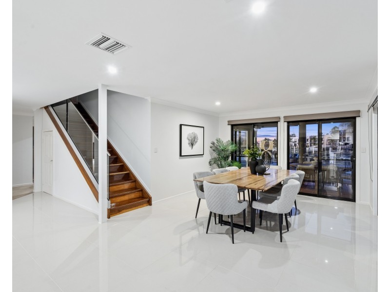 12 Plymouth Court, Raby Bay QLD 4163