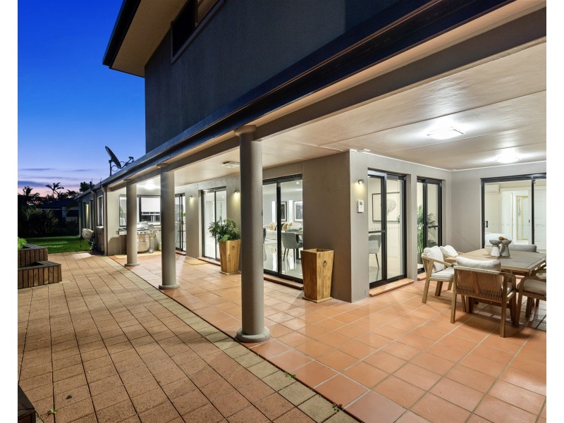 12 Plymouth Court, Raby Bay QLD 4163