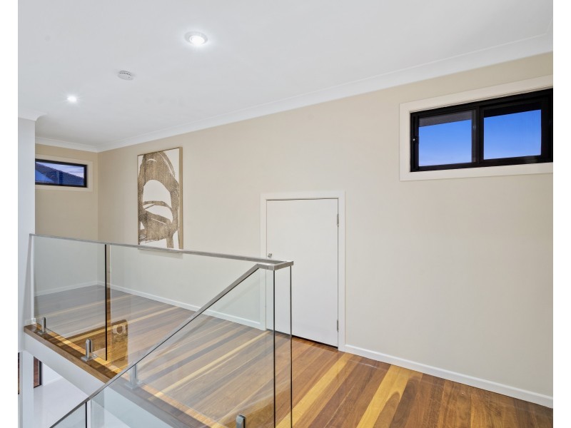 12 Plymouth Court, Raby Bay QLD 4163