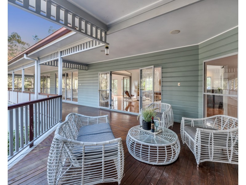 696 West Mount Cotton Road, Sheldon QLD 4157