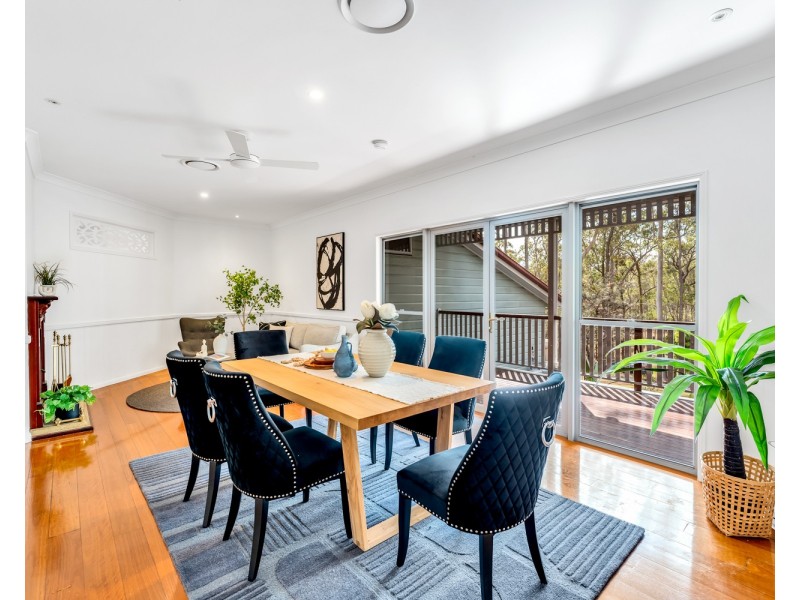 696 West Mount Cotton Road, Sheldon QLD 4157