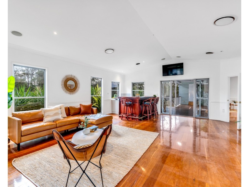 696 West Mount Cotton Road, Sheldon QLD 4157