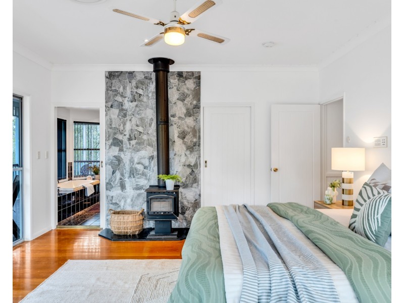 696 West Mount Cotton Road, Sheldon QLD 4157