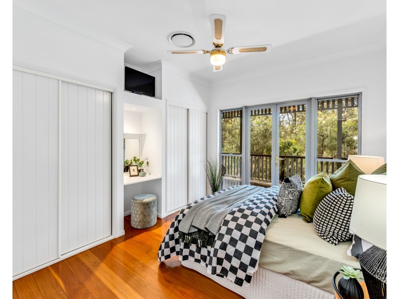 696 West Mount Cotton Road, Sheldon QLD 4157