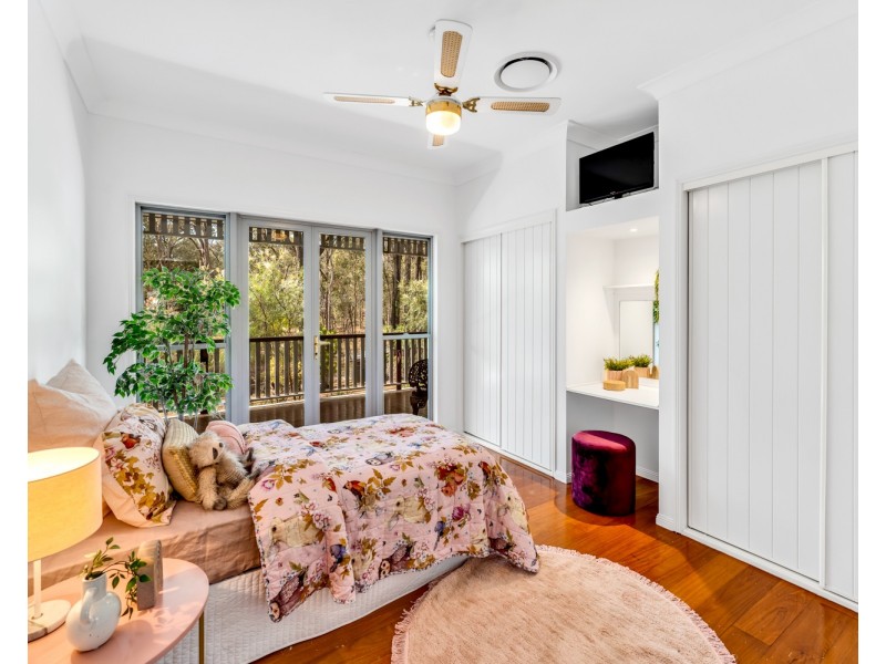 696 West Mount Cotton Road, Sheldon QLD 4157