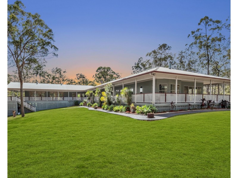 696 West Mount Cotton Road, Sheldon QLD 4157