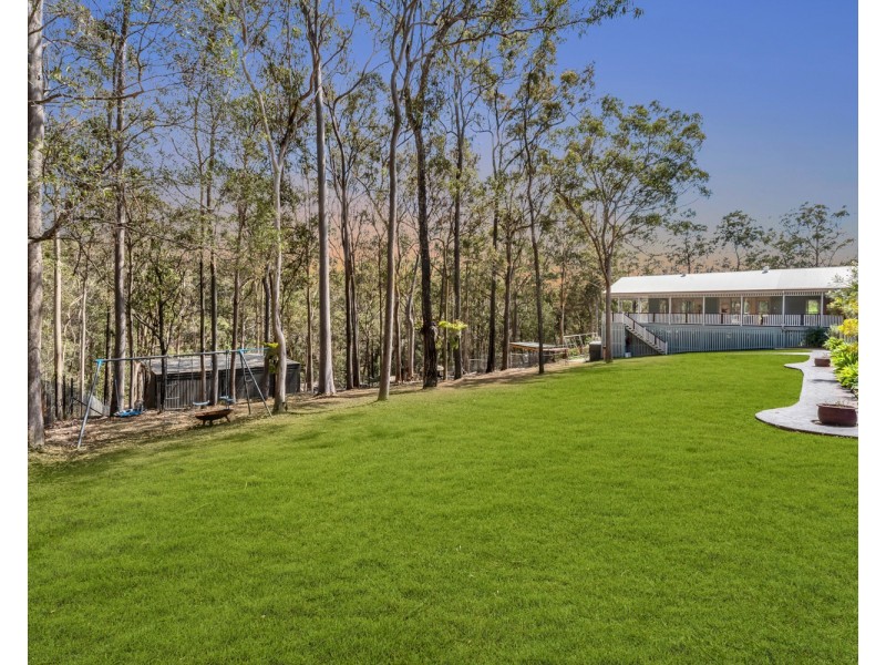 696 West Mount Cotton Road, Sheldon QLD 4157