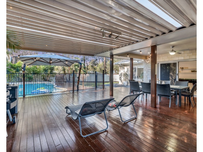 6 Cordia Close, Redland Bay QLD 4165