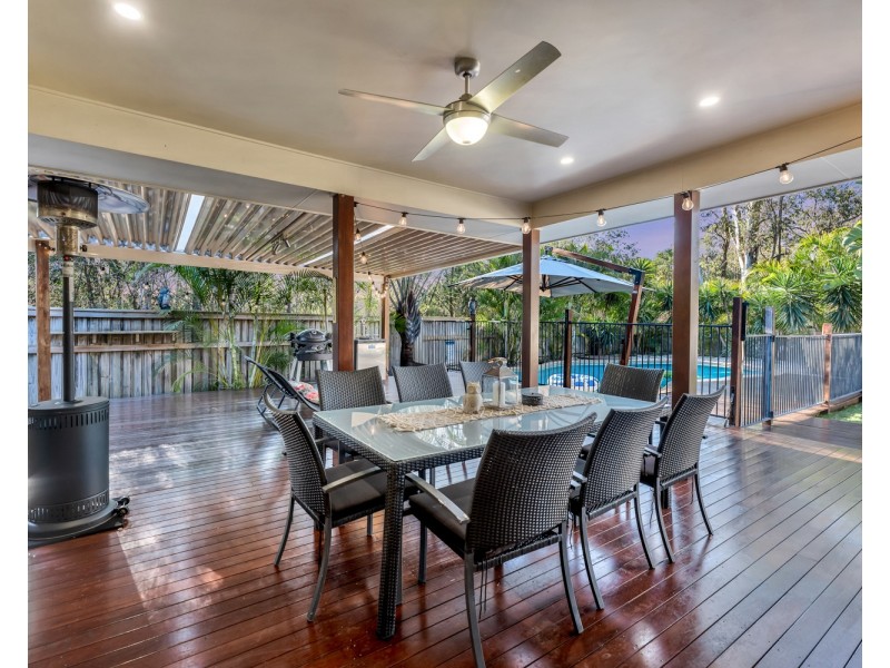 6 Cordia Close, Redland Bay QLD 4165