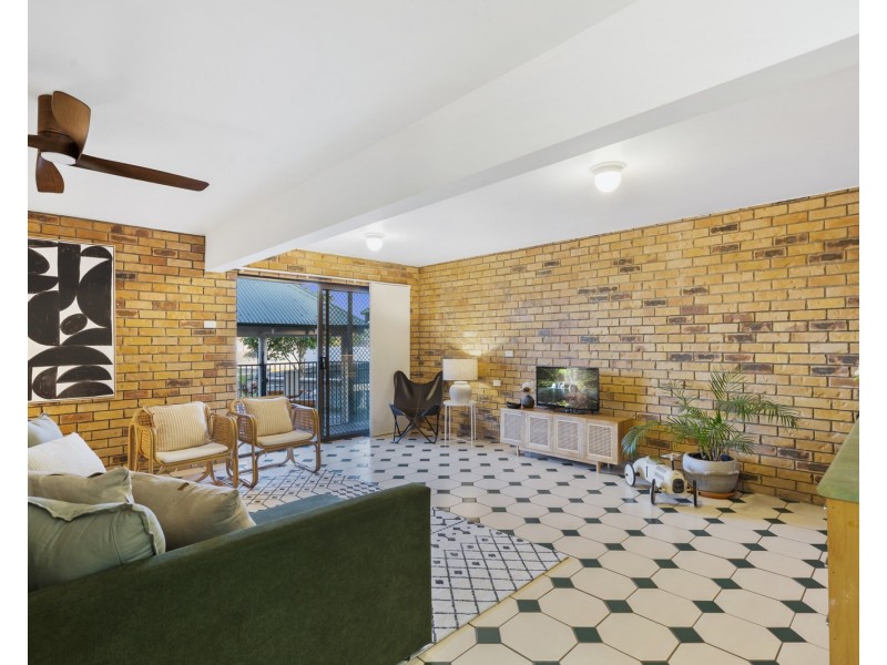 1 Topaz Street, Alexandra Hills QLD 4161