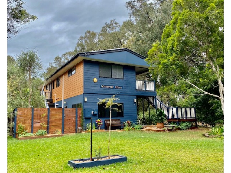 24 Welsby Street, Coochiemudlo Island QLD 4184