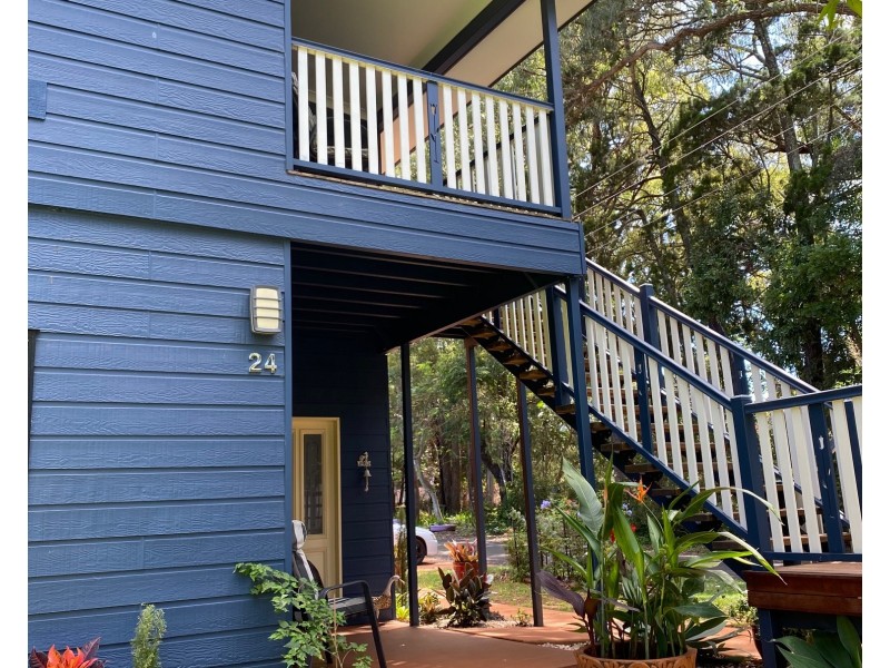 24 Welsby Street, Coochiemudlo Island QLD 4184