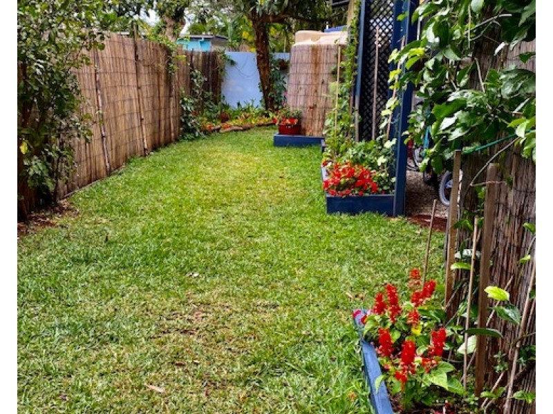 24 Welsby Street, Coochiemudlo Island QLD 4184